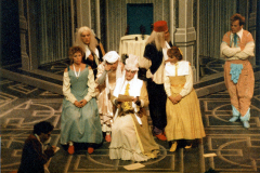 «Les femmes savantes», Marie-Christine Perreault, Ghyslaine Vincent , Yves Jacques, Lisette St-Gelais. Derrière: Bernard Michaud, Jacques Lessard, Simon Fortin. 1986. Photo: coll. Yves Jacques