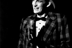 «Souriez Mlle Robi», Yves Jacques, 1987 (photo: Léopold Rousseau)