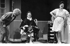 «Fleurs d_acier», Monique Mercure, Guylaine Tremblay, Diane Jules, 1990 (photo: Léopold Rousseau)