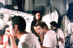 « Les fourberies de Scapin », en loge, maquillage intensif : Serge Denoncourt, Pierre-Yves Lemieux, Jack Robitaille et Geneviève Lagacé.